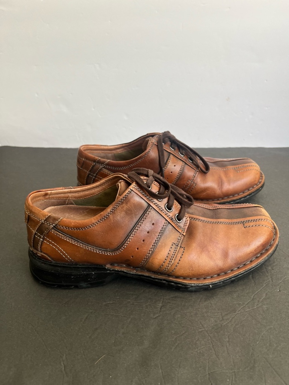 Clarks Touareg Brown Leather Oxfords, 10.5